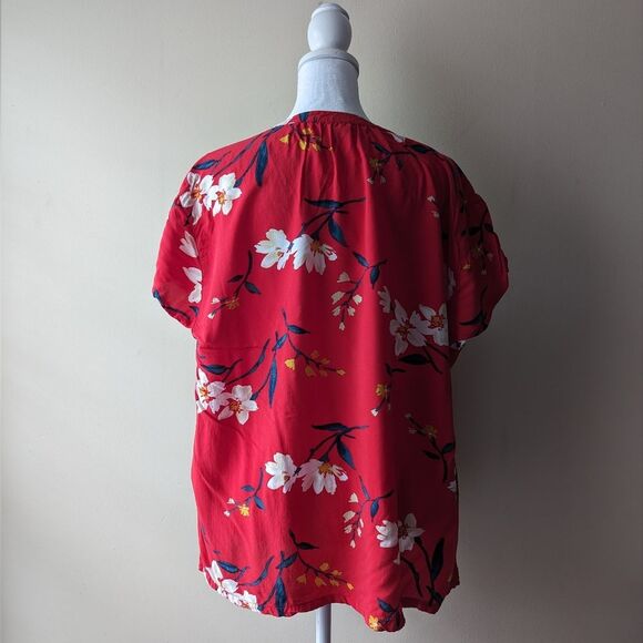Old Navy Button Front Red Floral Short Sleeve Large - Picture 3 of 6